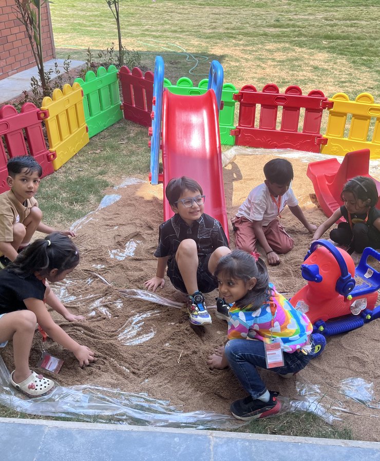 The Digital Gurukul help desk, run by students, Birla Open Minds International School, Bhopal